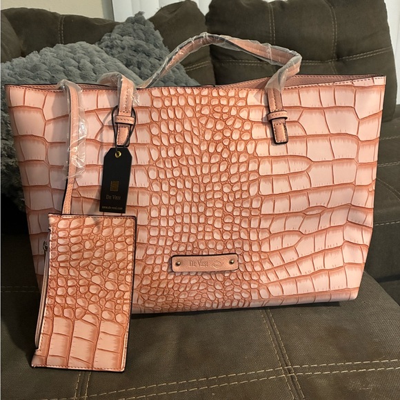 De Vesi Handbags - Blush Crocodile Pattern Tote Bag NWT